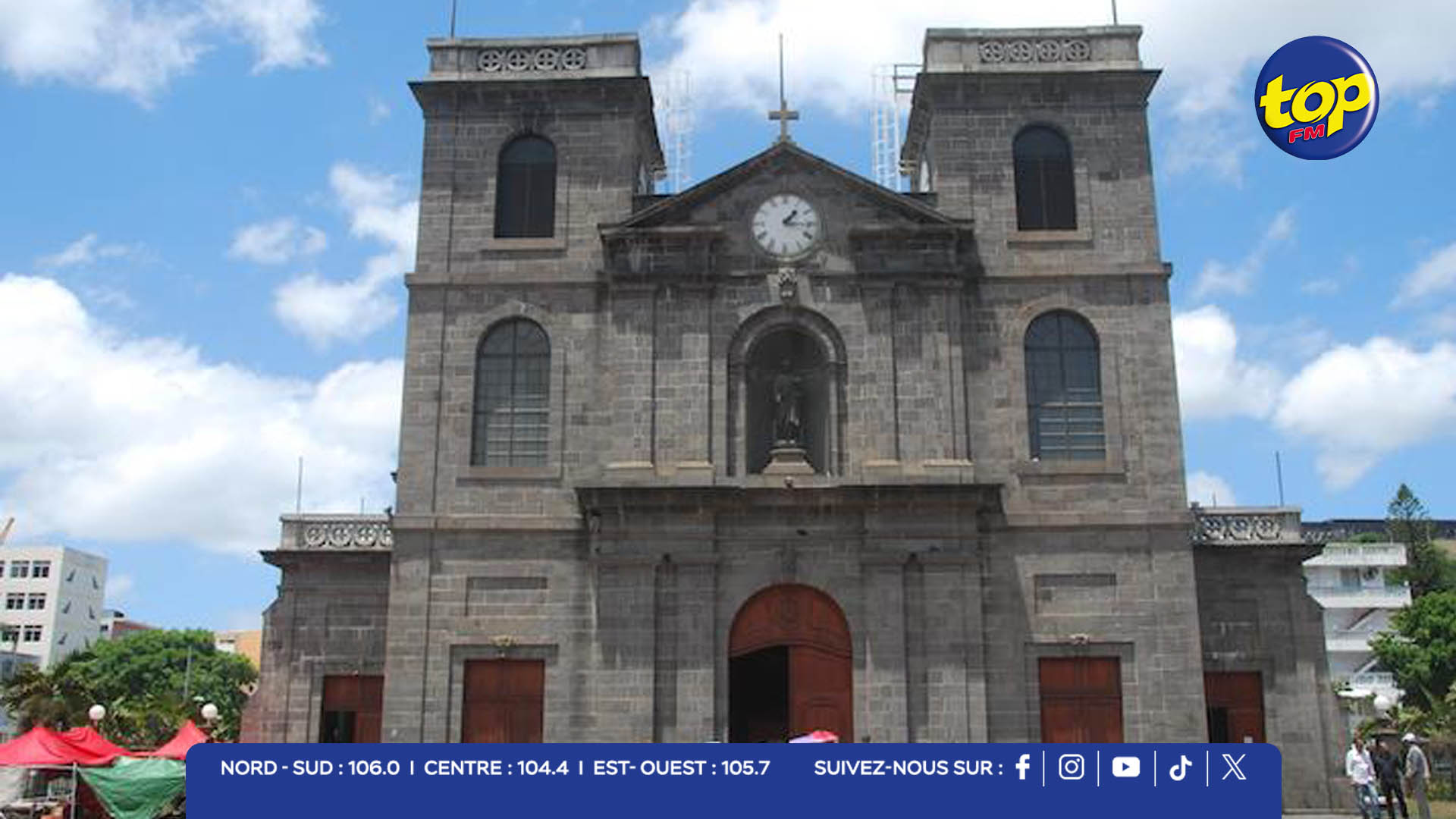 Jubilé 2025 : la Cathédrale Saint-Louis célèbre les artistes et la résilience humaine Jubilé 2025 : la Cathédrale Saint-Louis célèbre les artistes et la résilience humaine