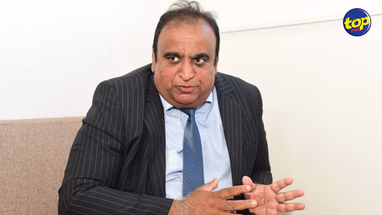 Interdiction d’accès des avocats à leur client : « C’est un droit constitutionnel…. Aucune unité de police ne peut outrepasser ce droit », affirme le professeur Rajen Narsinghen