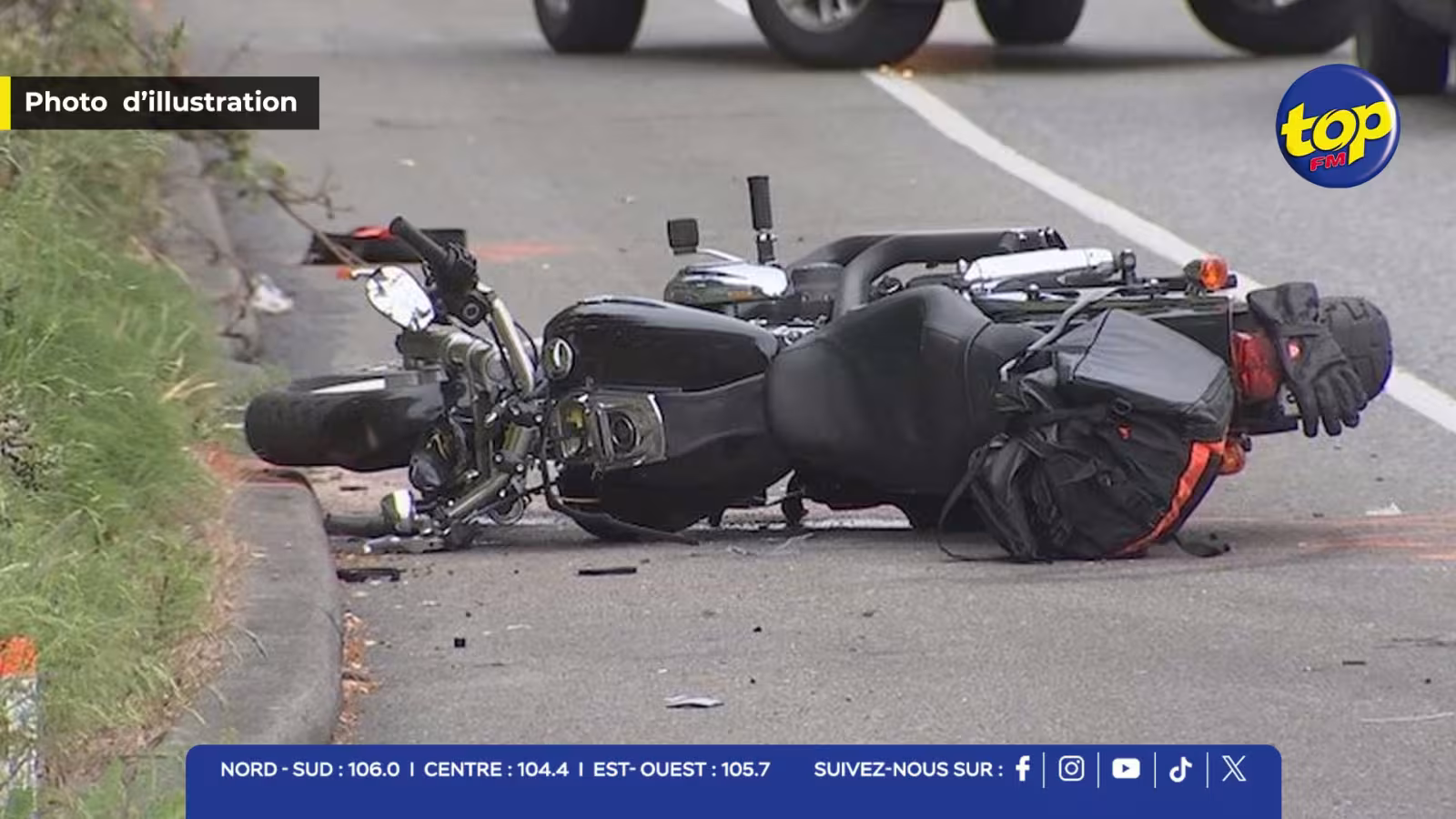 Accident mortel à Plaine-Magnien : un motocycliste perd la vie dans une collision avec un autobus 