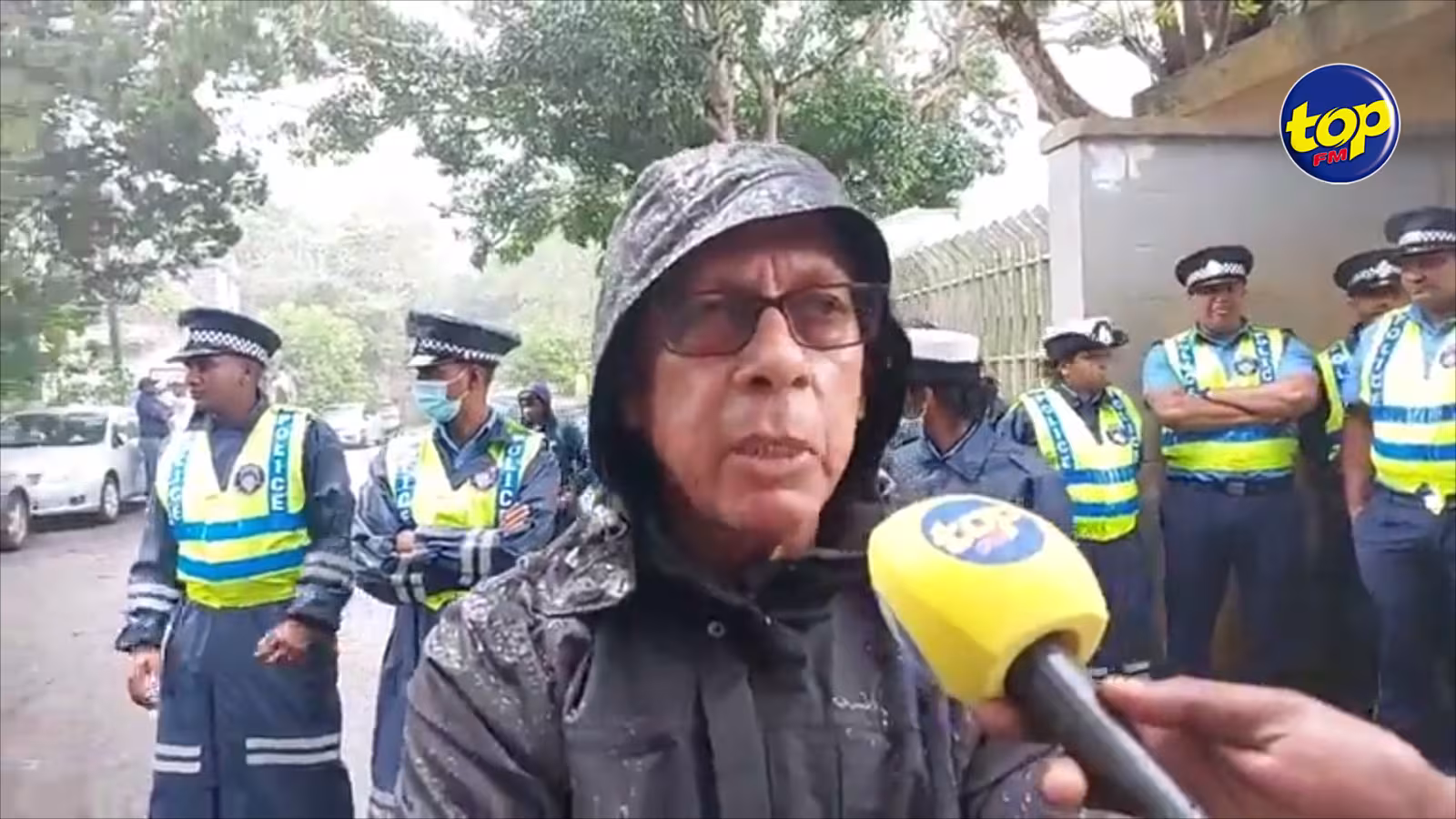 Appel contre la liberté conditionnelle à Bruneau Laurette : « nous ena enn satisfaction à moitié mais nous bisin atan encore pour guetter qui pour arriver », regrette Alain Malherbe