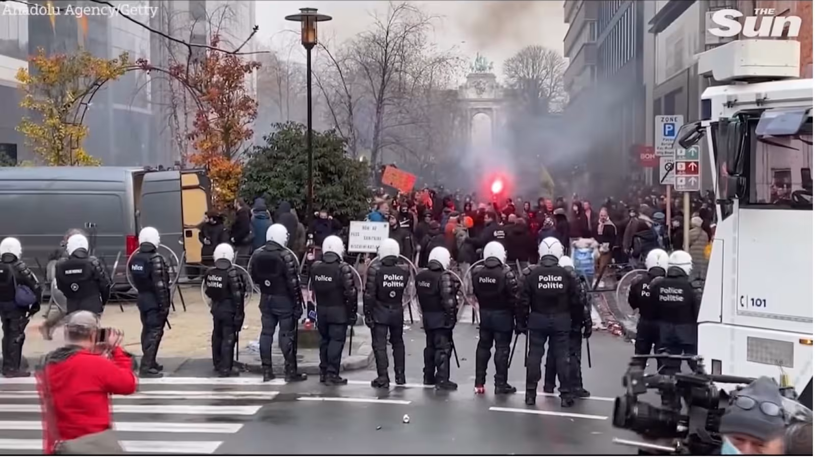 Heurts pendant une manifestation contre des mesures anti-Covid à Bruxelles