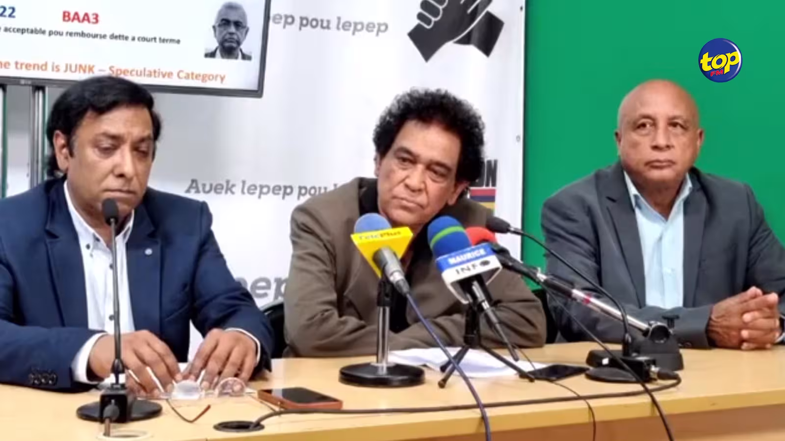 Situation dans le pays : L’île Maurice est arrivée près au bord d’un précipice, estime  Bhushan Bahorun