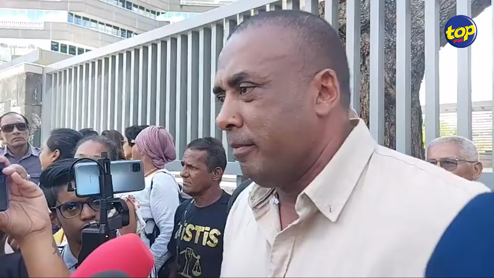 Qui sont les Messieurs Alan, Manish, Frank et Meetoun qui seraient impliqués dans une affaire de Rs 4 millions concernant un terrain de 350 perches.