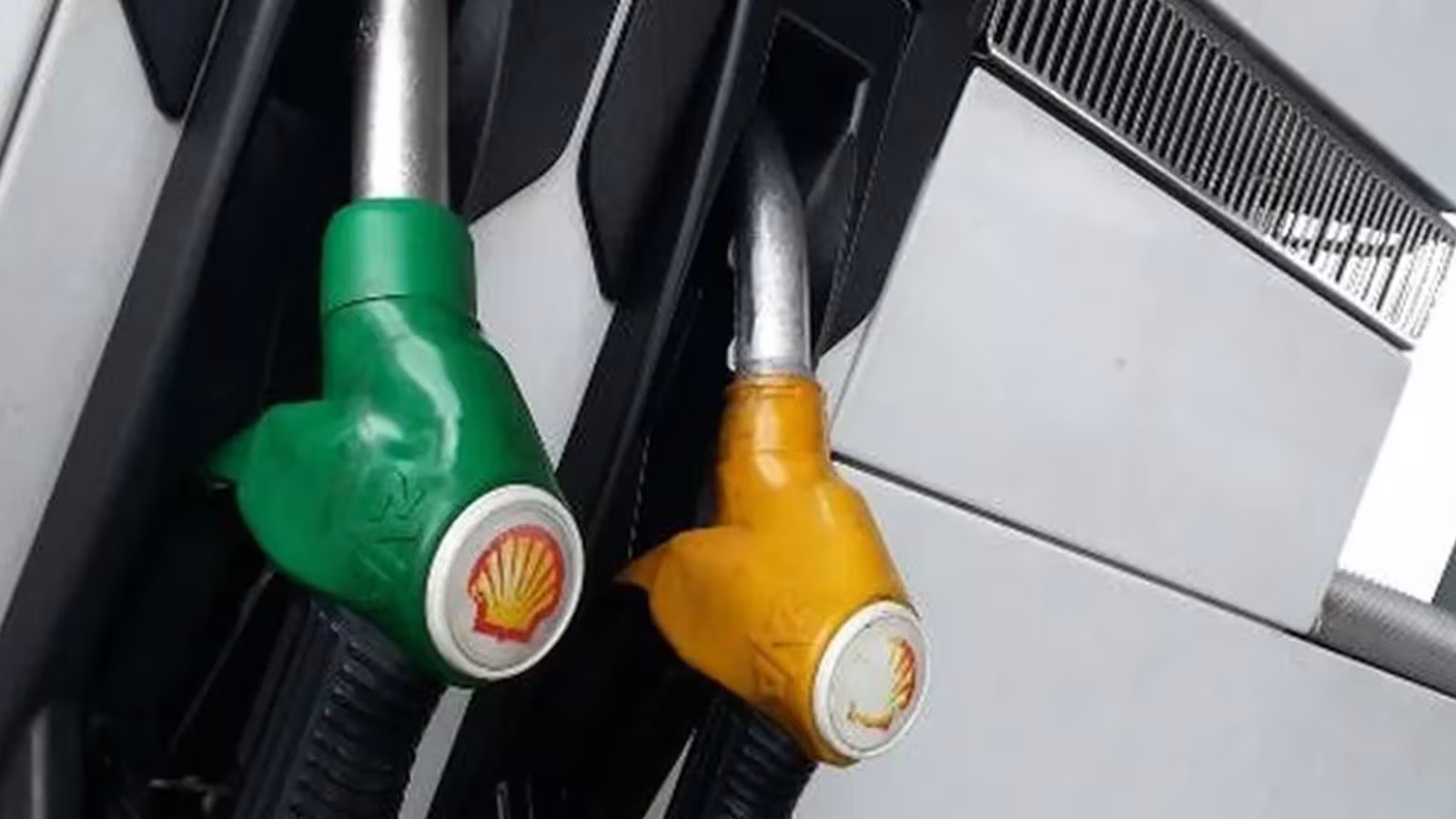 Des stations-service décident de baisser leurs prix à La Réunion