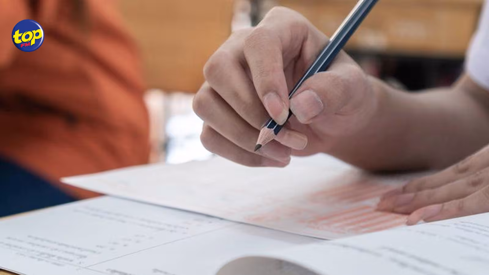 Examens de SC : “Mon fils a été mentalement mis sous pression par les surveillants avant son papier”, s’insurge un père