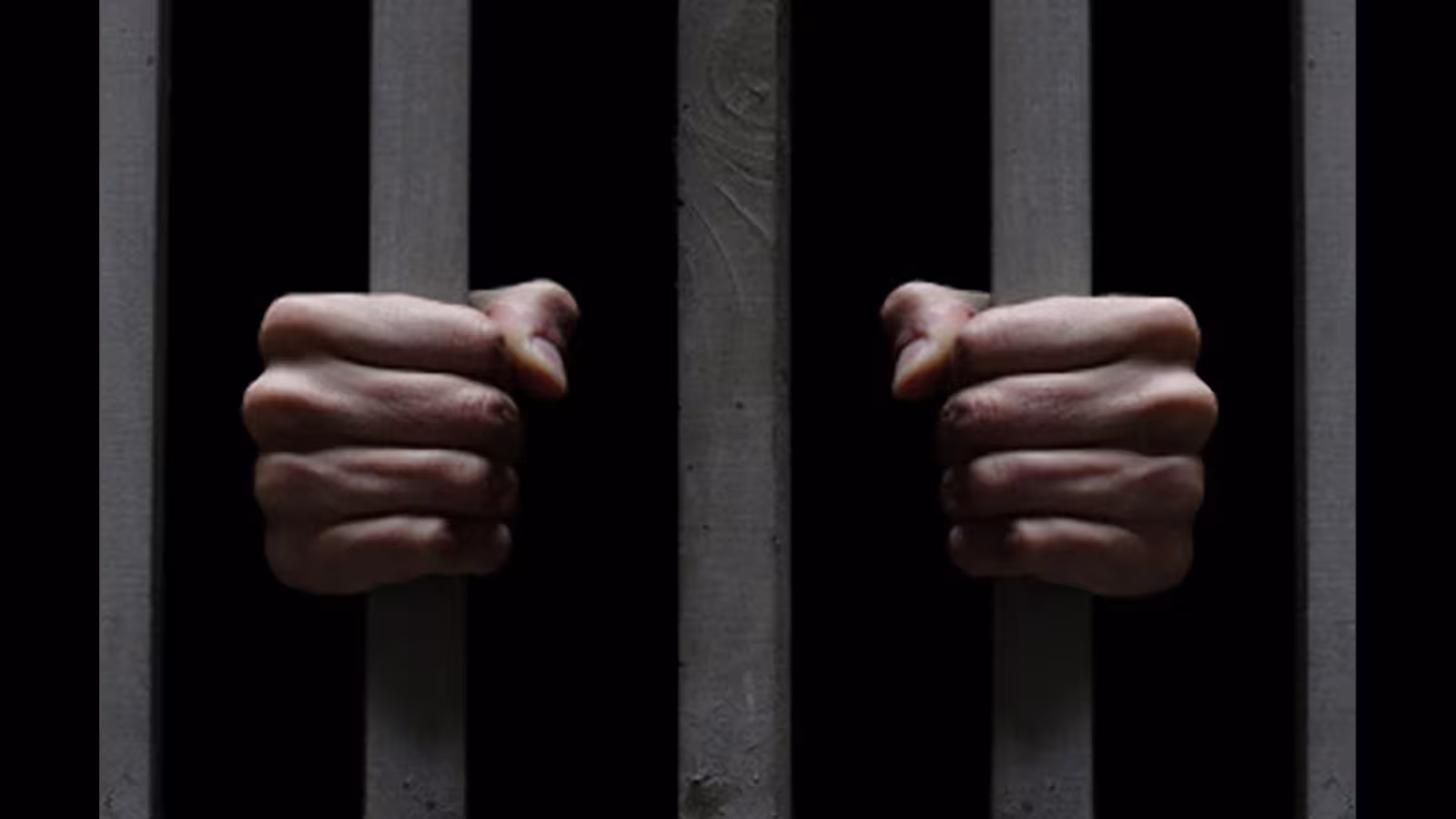À peine sorti de prison : un homme de 29 ans se fait arrêter pour avoir menacé sa mère