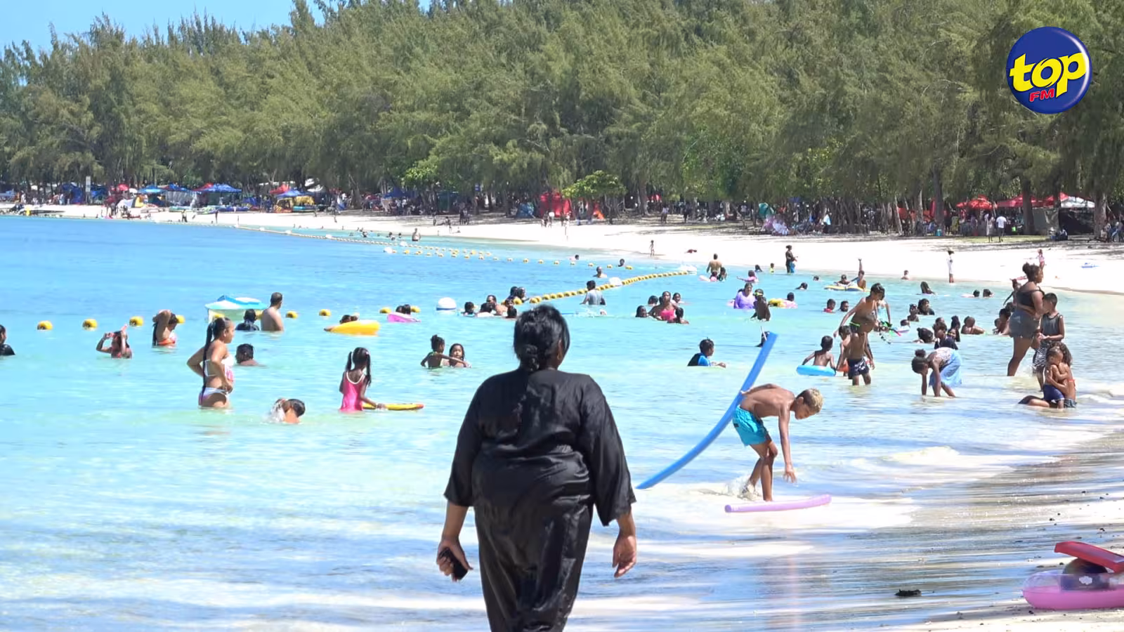 En ce deuxième jour de l’an : les plages littéralement prises d’assaut