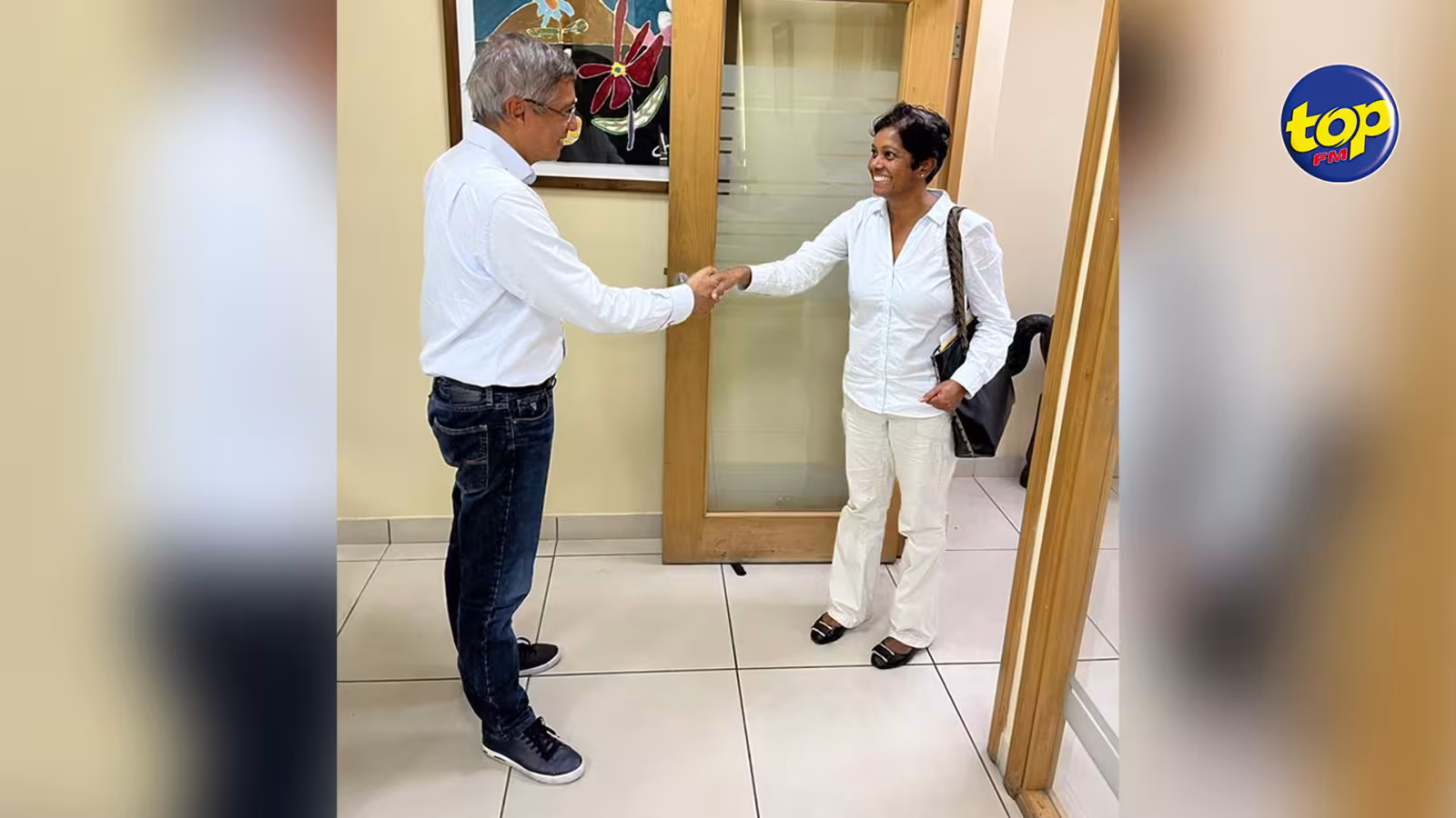 Le leader de l’opposition rencontre Yogita Baboo Rama : « Je tiens à saluer son courage, sa ténacité et son engagement pour le personnel naviguant d’Air Mauritius », dit Xavier Duval