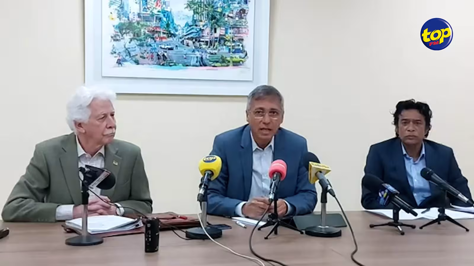 Sur l’arrestation de Bruneau Laurette : « Bann premier dimoune ki bizin cozé c’est bann politiciens ki ti ale dans meeting », lance Xavier Duval