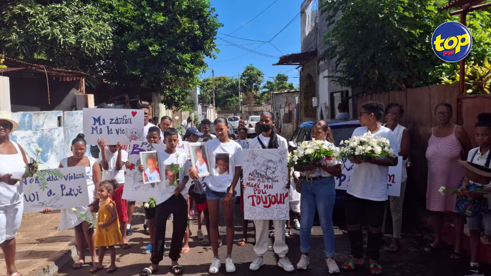 Marche en hommage à la petite Cataléa, tuée par un homme sous l’effet de drogue synthétique : « La lutte contre la drogue sera une priorité, avec une approche humaine pour les toxicomanes » déclare Kugan Parapen