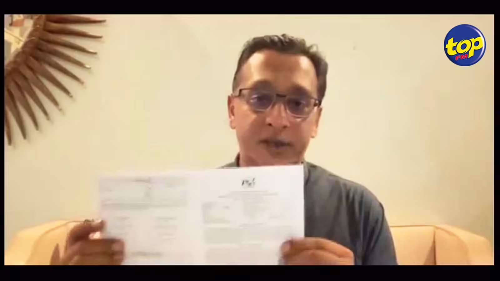 Consent form pour faire le vaccin : Roshi Bhadain juge les clauses pour exonérer l’État comme étant inacceptables et extrêmement graves