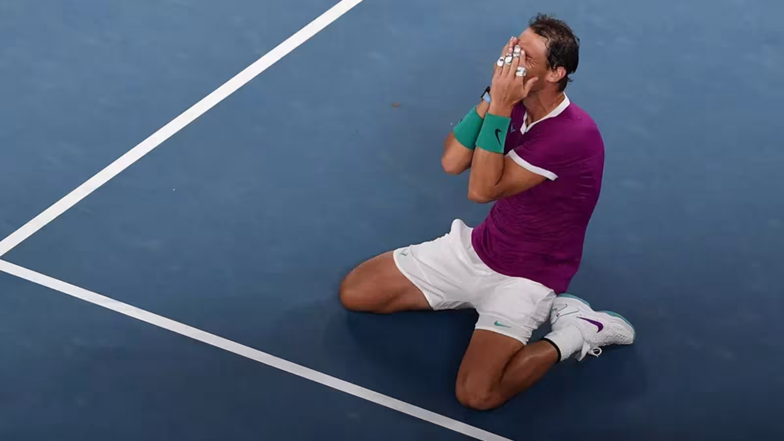 Open d’Australie : d’une retraite annoncée au record de titres du Grand Chelem, le 21e tour du magicien Rafael Nadal