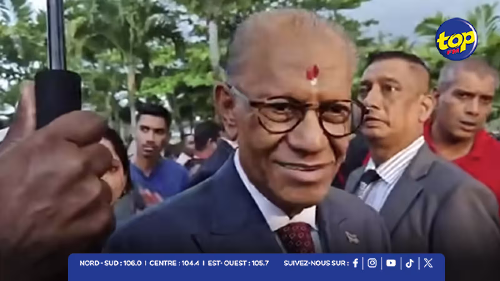 Le Dr Navin Ramgoolam sur les tensions à la BoM : « Nou isi pou selebre l’indepandans père de la nation, pa pou melanz de zafer »