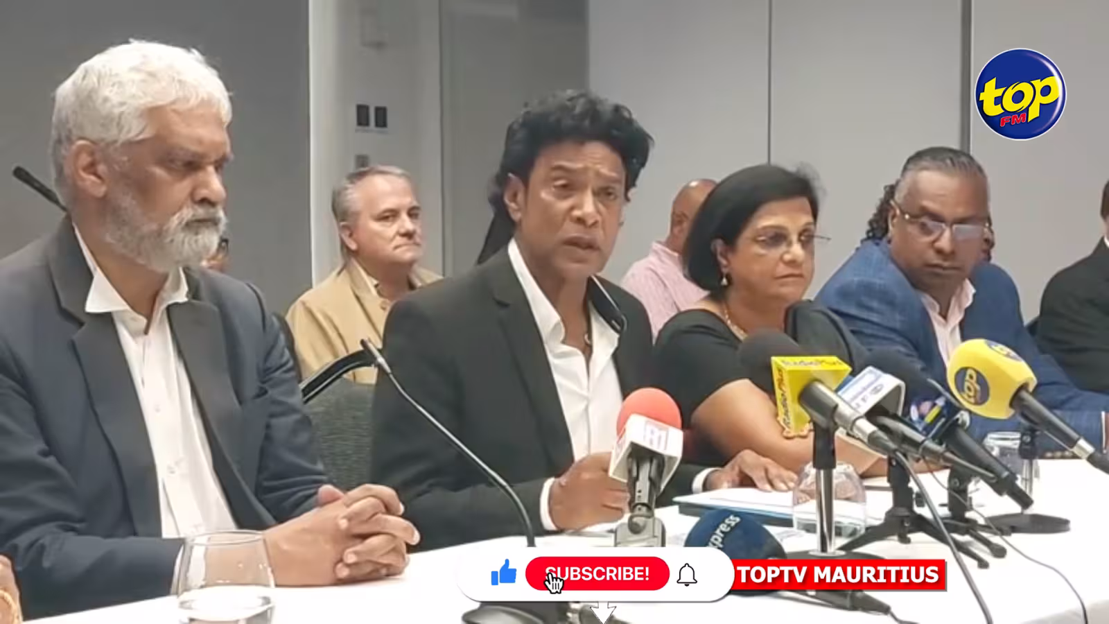 Meeting du MSM: ‘Pravind Jugnauth dans son arrogance, évoque le Parti Malin comme son adversaire et parle de lien entre l’opposition et la mafia alors que le MSM nage en pleine corruption avec un lien impardonnable avec la mafia de la drogue’, lance Nando Bodha