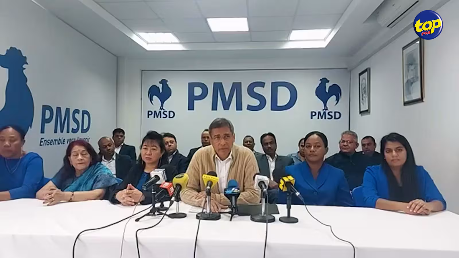Congrès de l’alliance PTr/MMM/PMSD : « mo invite tous ban mauricien vin rejoindre nous ce vendredi à Mare D’Albert à 17h30 » indique Xavier Luc Duval