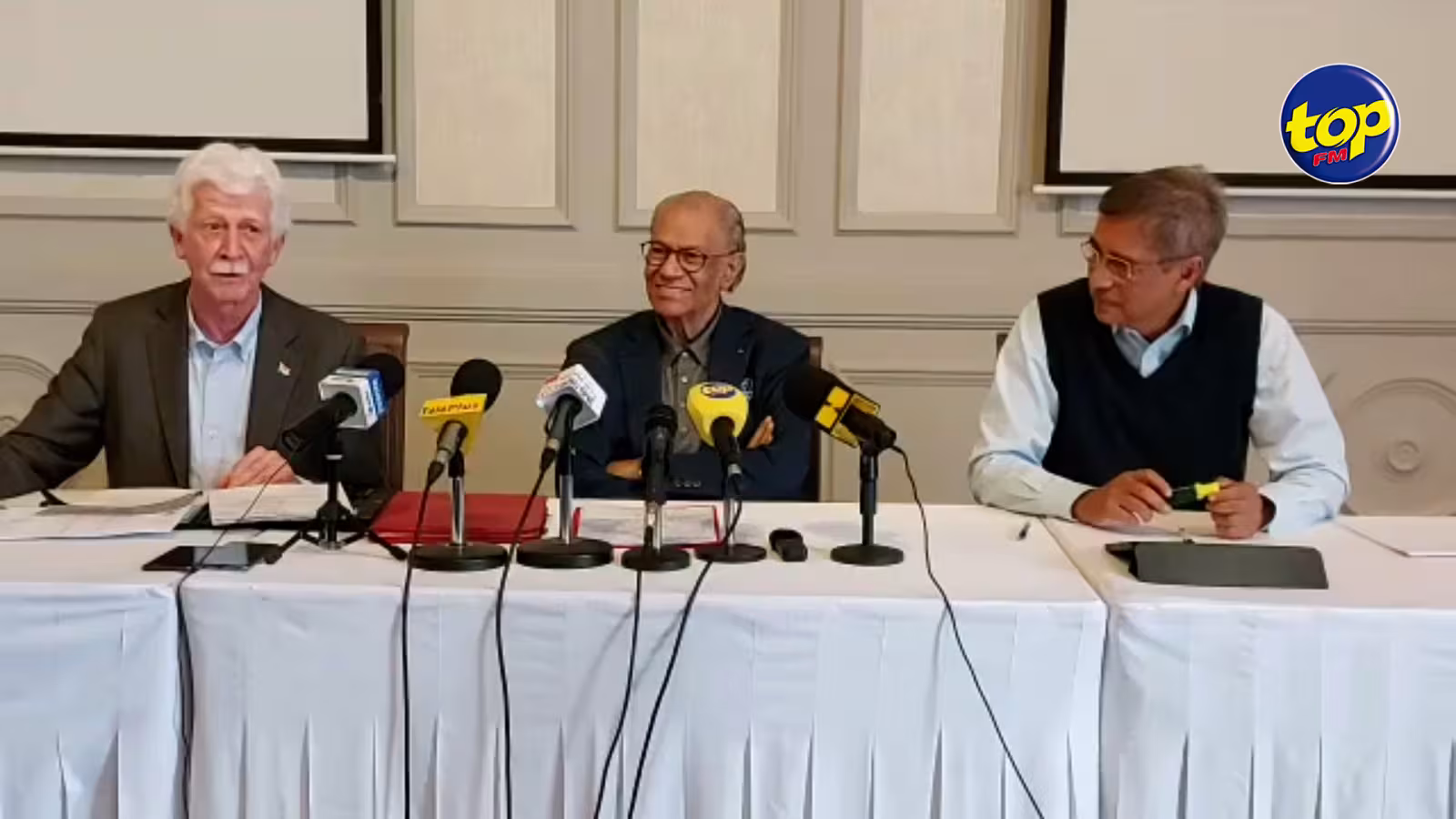 Avant les élections de 2014 : ‘‘Roshi Bhadain ti rode ticket travailliste, quand pane gagné ine ale get Paul après MSM,’’ affirme Navin Ramgoolam