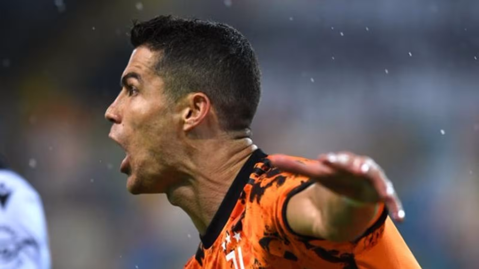 Serie A : le héros Ronaldo sauve la Juve !