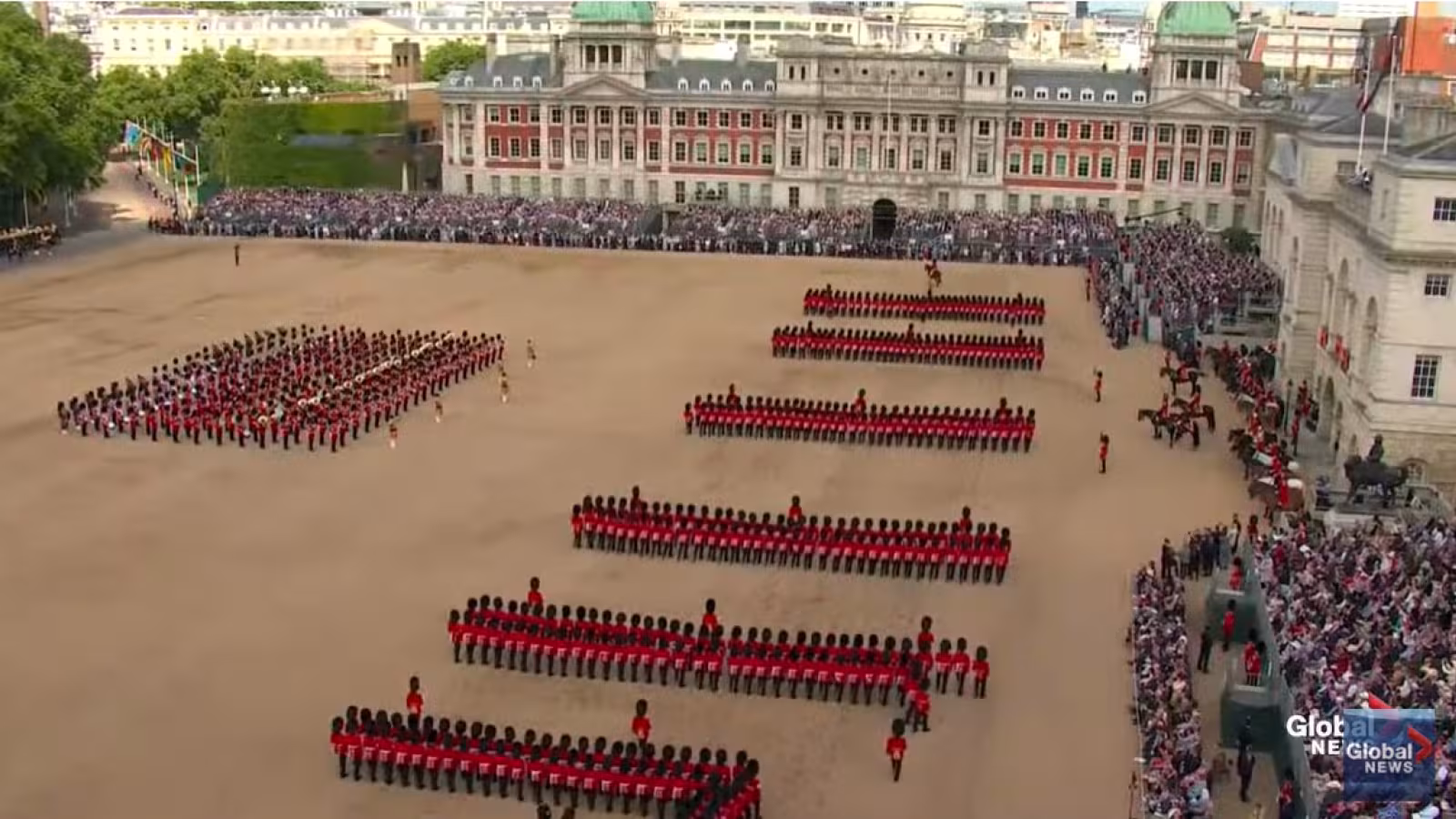 Platinum Jubilee d’Elizabeth II : Trooping the Colour  en ce moment