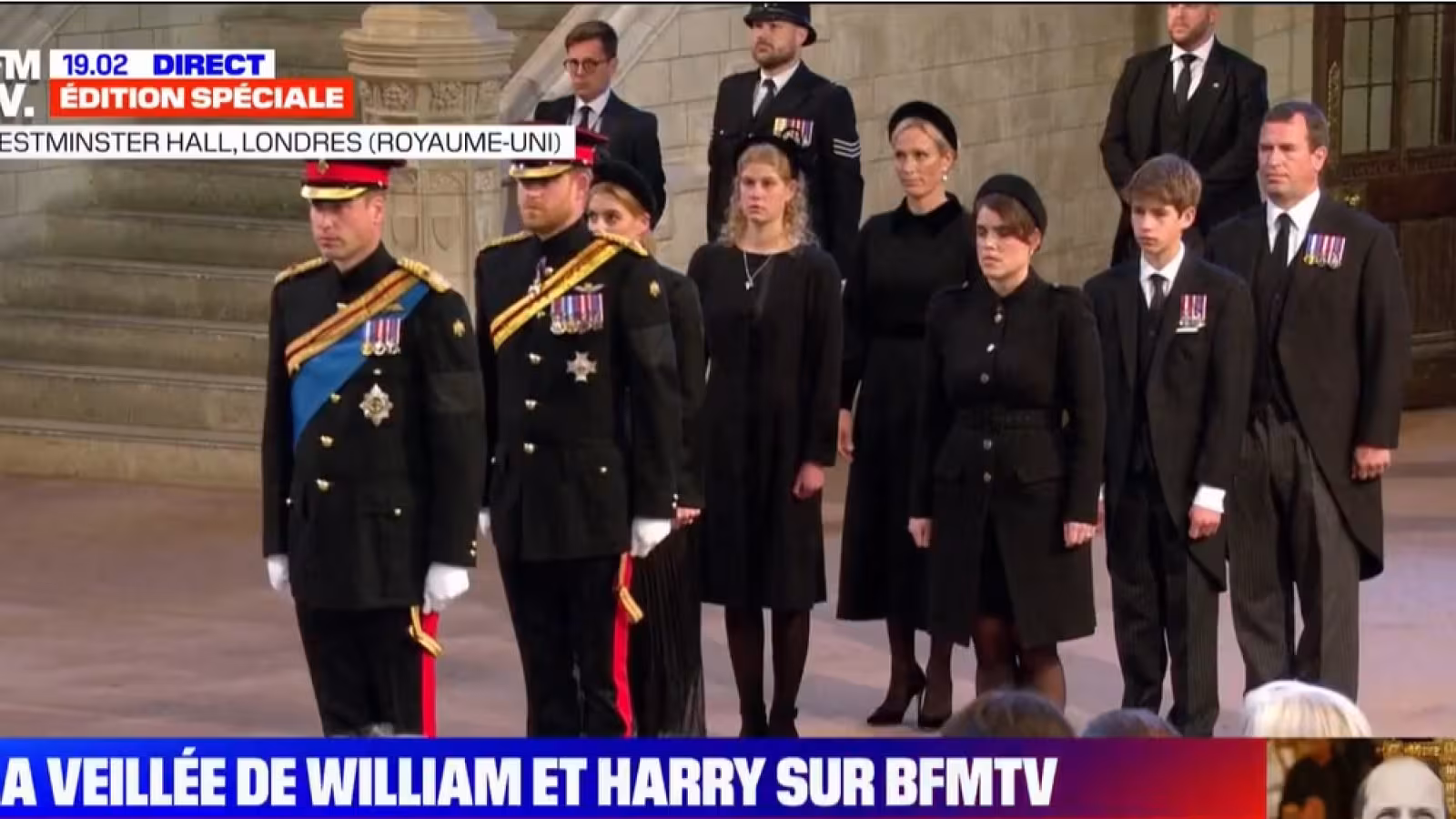 Émouvante veillée des petits-enfants d’Elizabeth II autour de son cercueil hier
