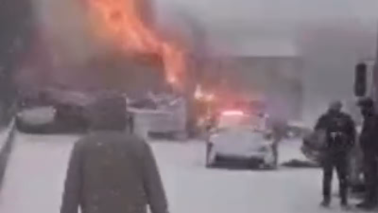 Tempête de neige historique et impressionnants carambolages aux États-Unis