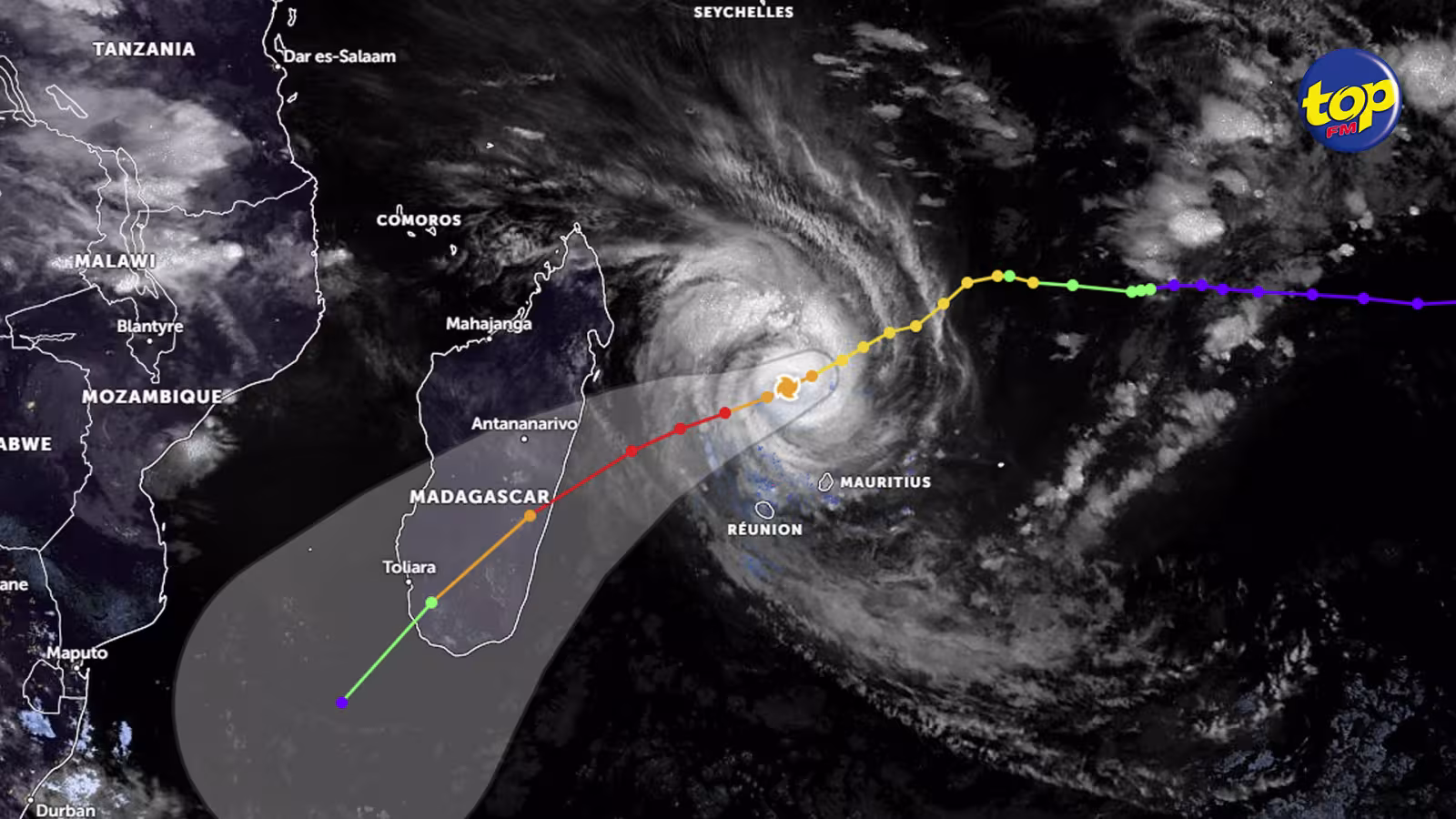 Cyclone Emnati : L’alerte cyclonique 4 toujours maintenue à Maurice