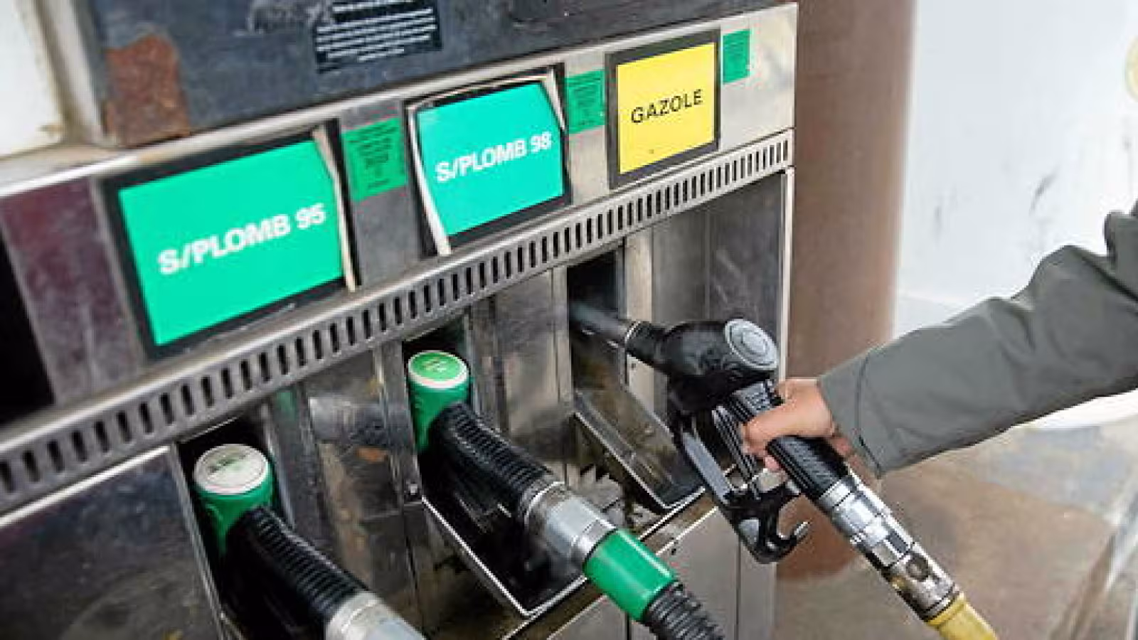 France : vers la vente à perte du carburant pour quelques mois