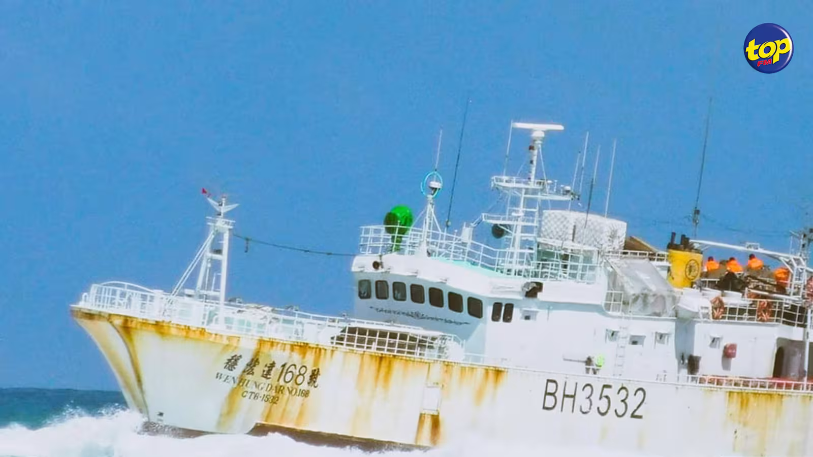 À Pointe aux Sables : l’exercice de pompage du carburant du Weng Hang Dar 168 a démarré ce jeudi