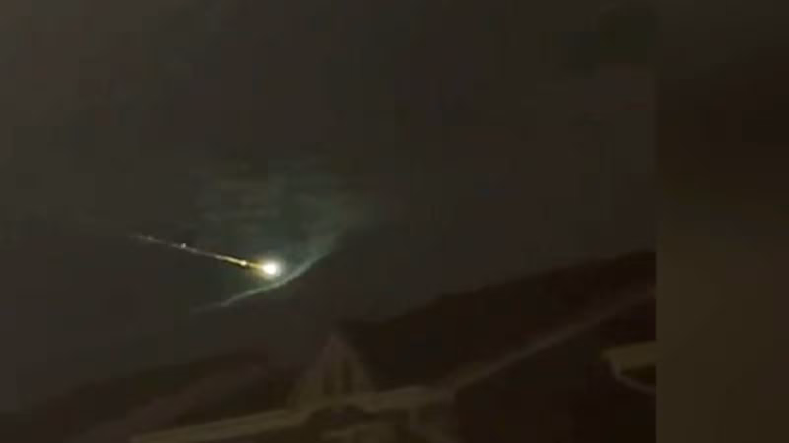 Une mystérieuse boule de feu illumine le ciel de Melbourne