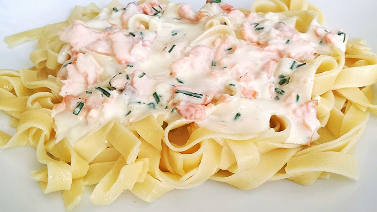 Recette de Tagliatelle au saumon