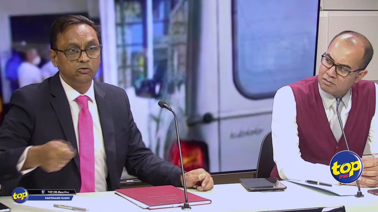 Plainte contre Hurreeram et Toussaint : ‘la police doit enquêter s’il y a une plainte et des évidences’, avance Me. Ravi Rutnah