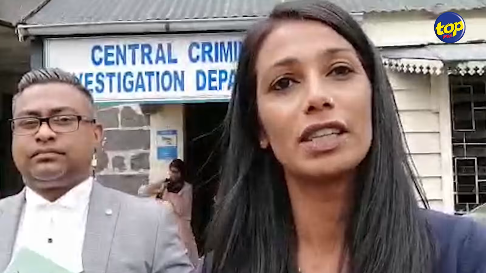 Convoquée de nouveau au CCID hier : “Selon la version du Premier ministre, mon mème lui a causé un préjudice ainsi qu’à son gouvernement », affirme Rachna Seenauth