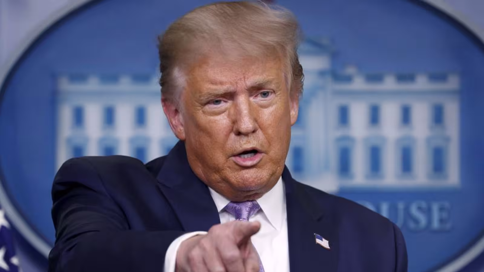 Karma : Trump est la risée du monde après ses moqueries sur les malades