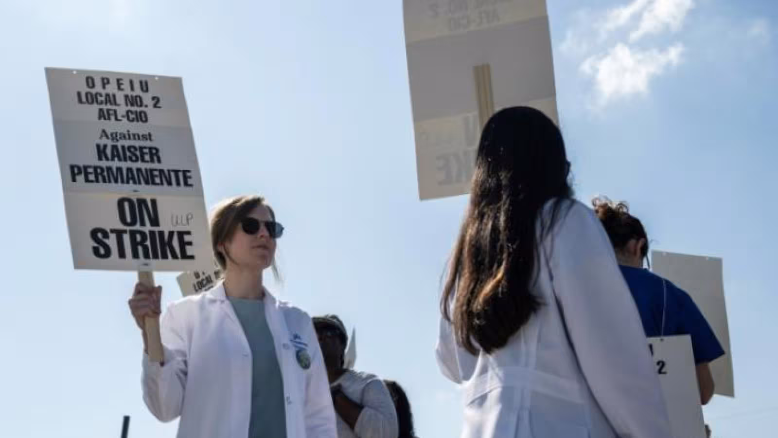Plus de 75.000 employés du secteur de la santé en grève aux Etats-Unis