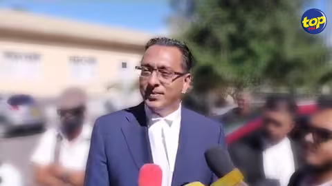 Division au sein de l’opposition : ‘bisin fer sa gouvernement aller pli vite posib, bane parti l’opposition bisin pa trompe l’adversaire’, lance Roshi Bhadain