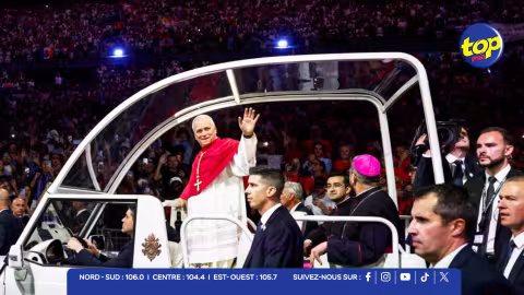 Léon XIV en France : devant des exilés, le pape appelle à « vivre ensemble dans la dignité et la paix » 