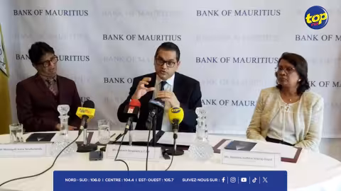 Monetary Policy Committee: le taux directeur baisse de 4,5 % à 4,0 % 