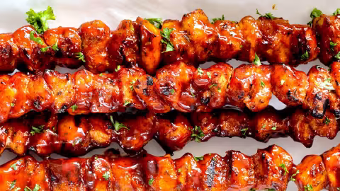 Brochettes de poulet barbecue