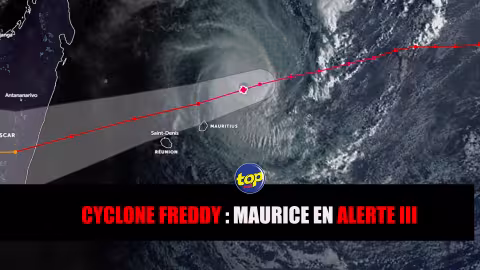 Cyclone Freddy, Maurice en alerte III : Sur cette trajectoire, Freddy s’approche dangereusement de l’ile et passera à son point le plus rapproché tard dans l’après-midi, indique la station Météo de Vacoas