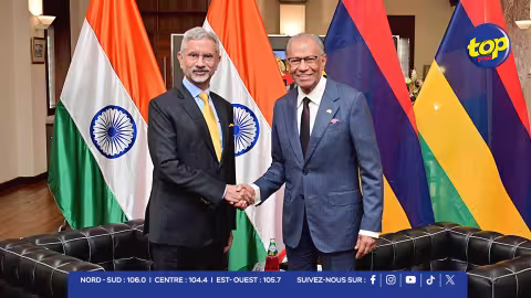 Dr-Subrahmanyam-Jaishankar-&-Dr-Navin-Ramgoolam
