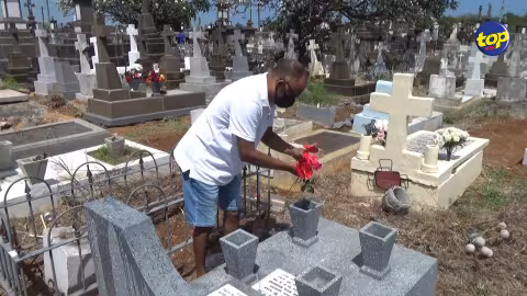 Les catholiques célèbrent la fête des Morts en ce 2 novembre