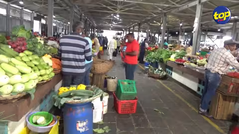 Fermeture du marché de Rose-Hill à midi les jeudis : la mairie des Villes-Sœurs revient sur sa décision