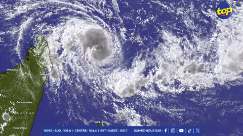 Le huitième communiqué spécial pour St Brandon, émis à 16h30 ce vendredi, indique que la tempête tropicale sévère DIKELEDI continue de s'éloigner de St Brandon. 