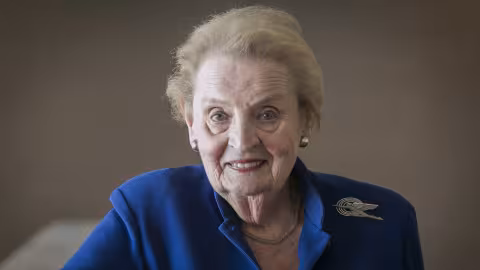 L’ex-secrétaire d’État américaine Madeleine Albright, première femme cheffe de la diplomatie américaine est décédée