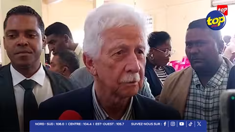 Kishore Beegoo démissionne d’Air Mauritius : Paul Bérenger préfère l’ironie au commentaire