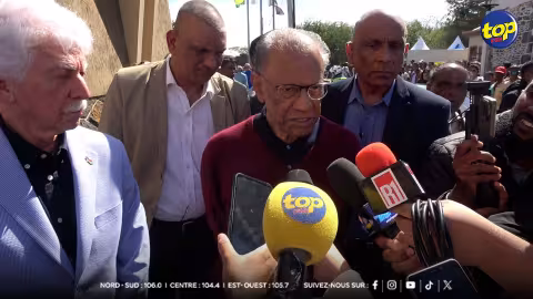 Income support de Rs 10 000 : Le Dr Navin Ramgoolam garde le silence face aux critiques