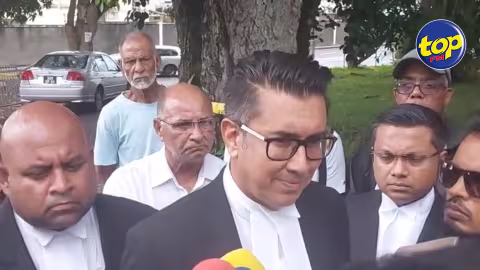 À sa sortie du tribunal de Moka : « Ena enn travail Machiavel qui pé faire contre moi… everything is possible », dit Shakeel Mohamed qui exprime ses craintes d’être arrêté
