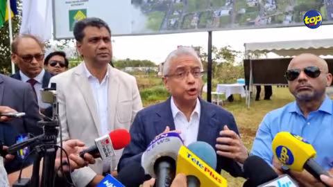 À Ébène hier:  ‘Nous priorité c’est nou l’économie, mo l’appel c’est kinou pas met baton dans la roue couma l’opposition pé rode faire’ dit PravindJugnauth