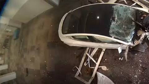 Tesla rappelle des voitures susceptibles de ne pas respecter les panneaux d’arrêt
