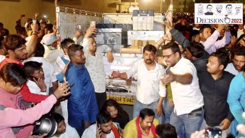 Allégations d’irrégularités lors des élections dans l’Etat d’Uttar Pradesh en Inde : 3 officiers, dont deux returning officers relevés de leur fonction