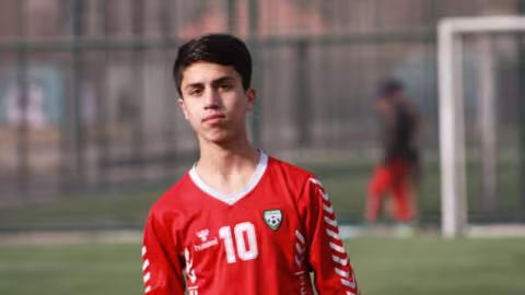 Le destin tragique Zaki Anwari, footballeur afghan tombé d’un avion